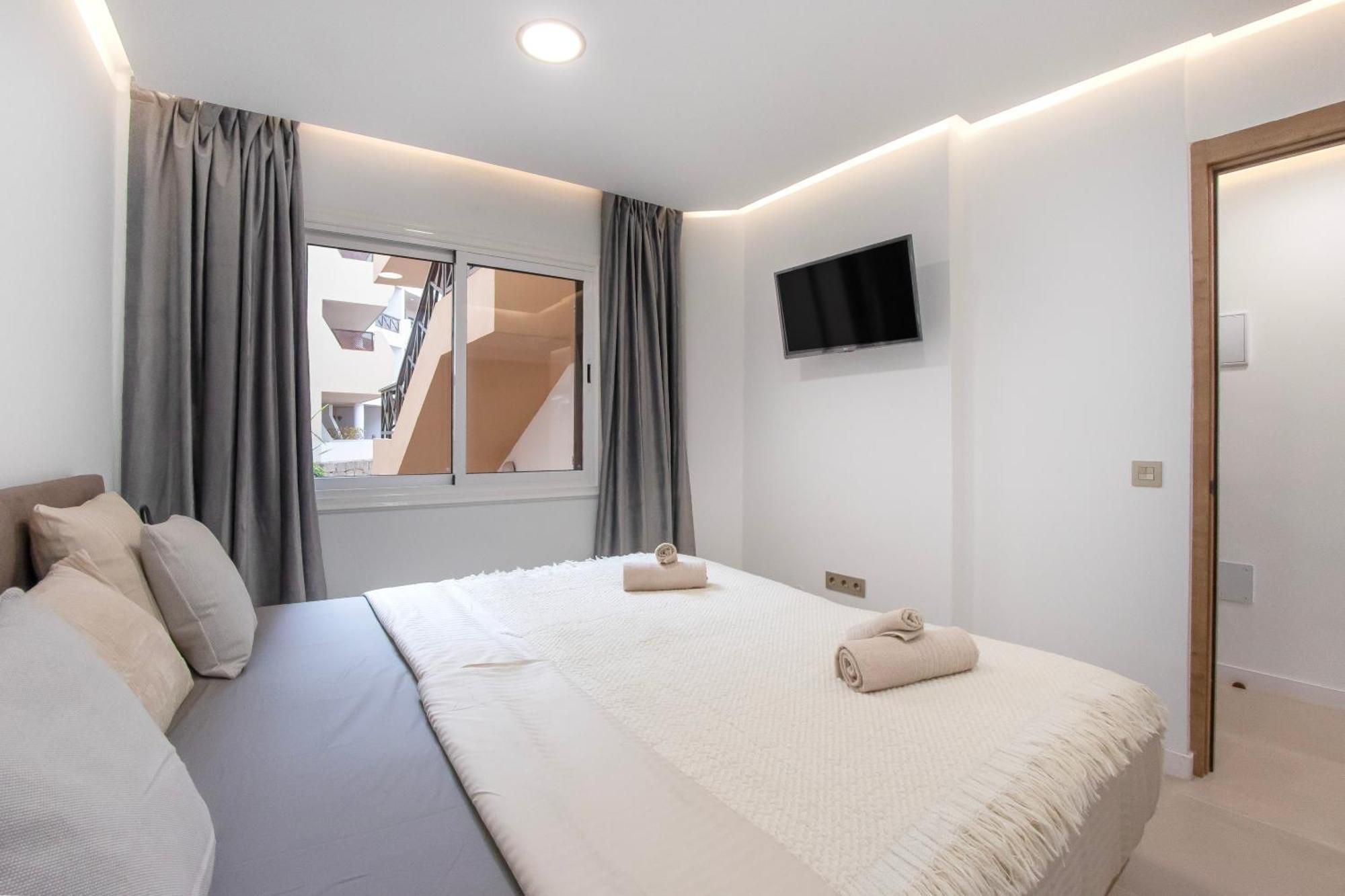 Newly Renovated, Luxurious Apartment With A Heated Pool, 259 San Miguel de Abona Eksteriør bilde